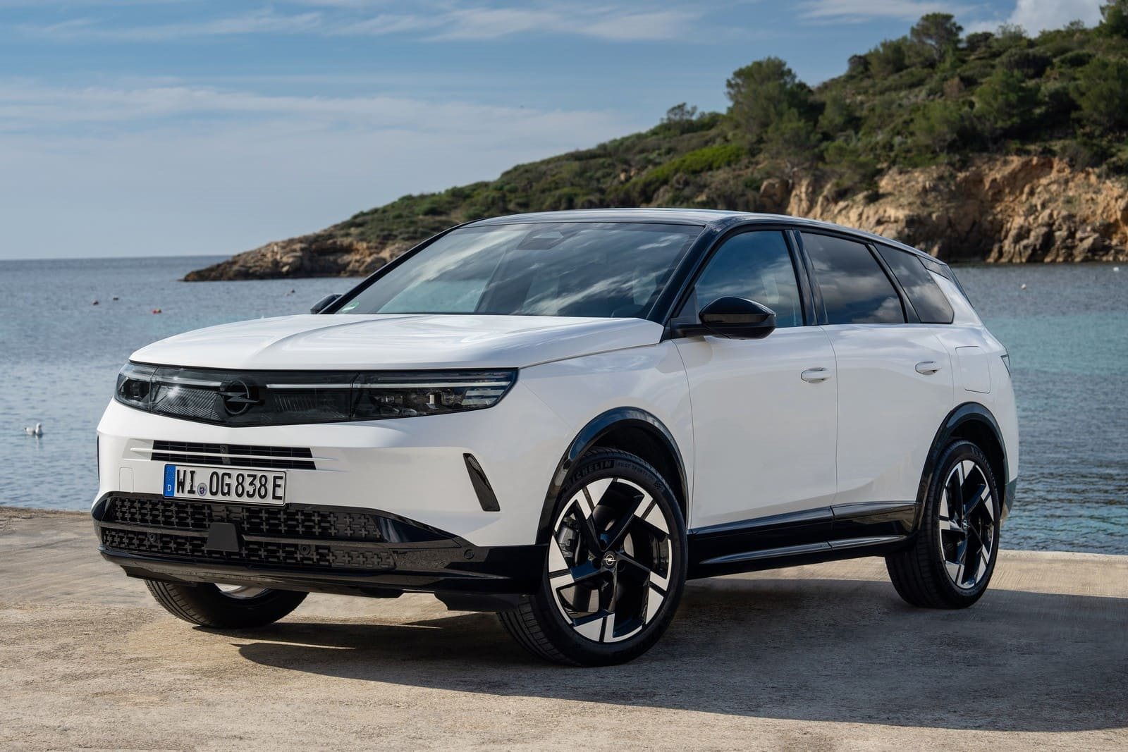 2025 - OPEL GRANDLAND PHEV WHITE, foto 23