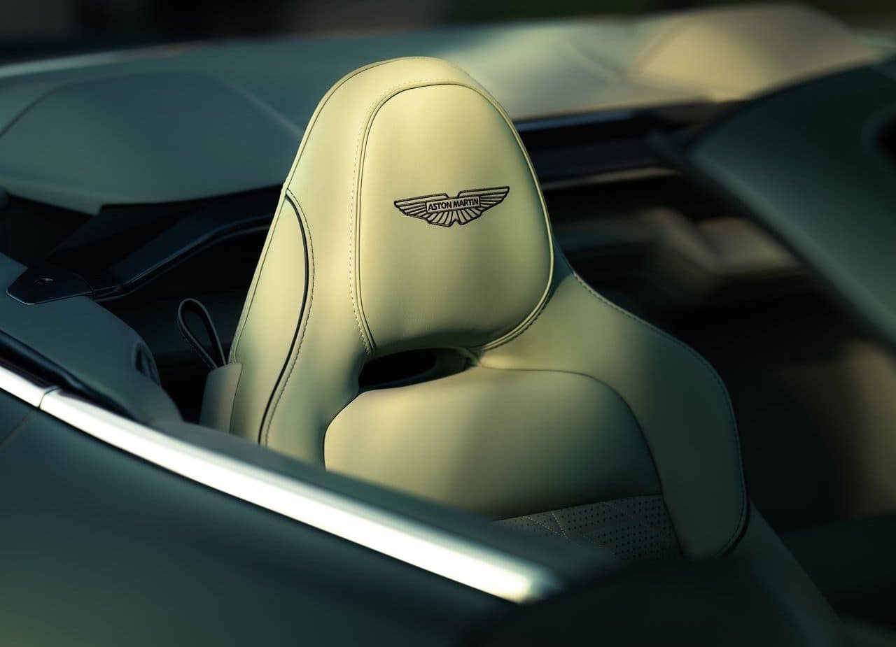 2026 - ASTON MARTIN VANQUISH VOLANTE, foto 13
