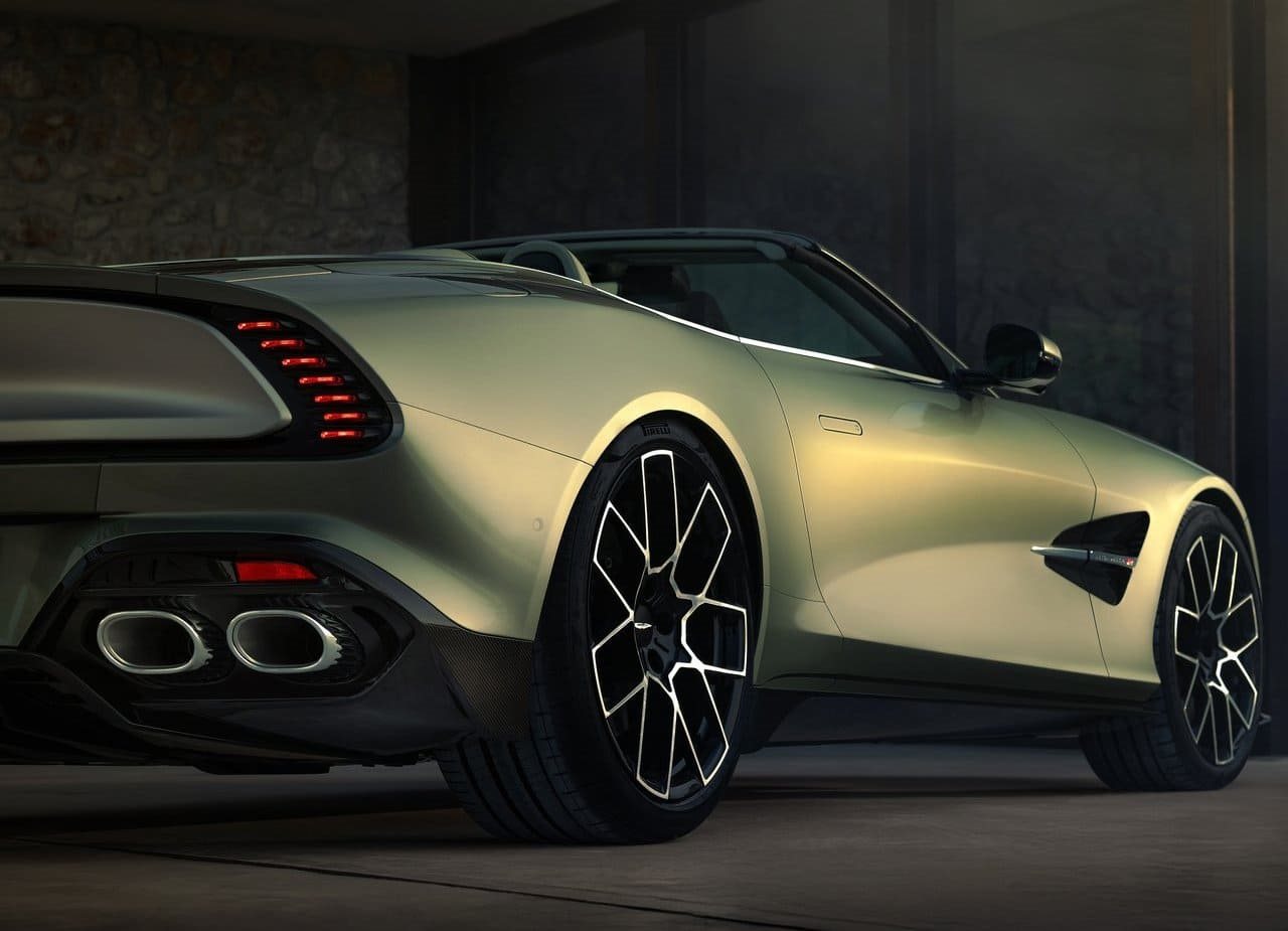 2026 - ASTON MARTIN VANQUISH VOLANTE, foto 19