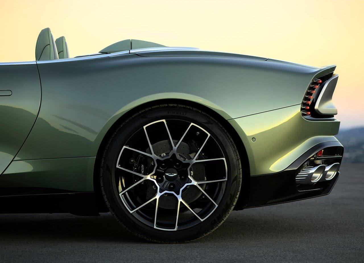 2026 - ASTON MARTIN VANQUISH VOLANTE, foto 20