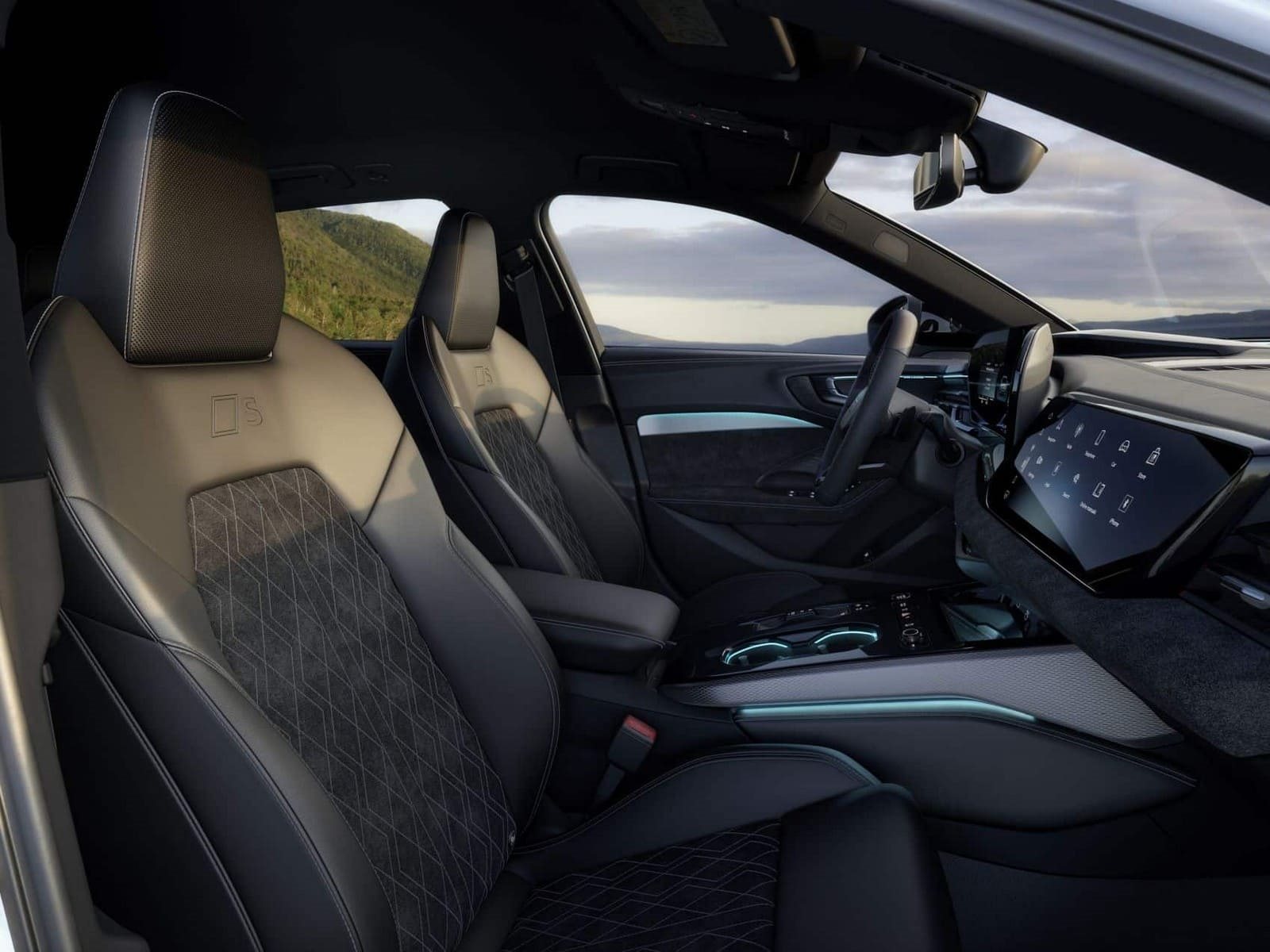 2025 - AUDI A5 E-HYBRID QUATTRO, foto 11