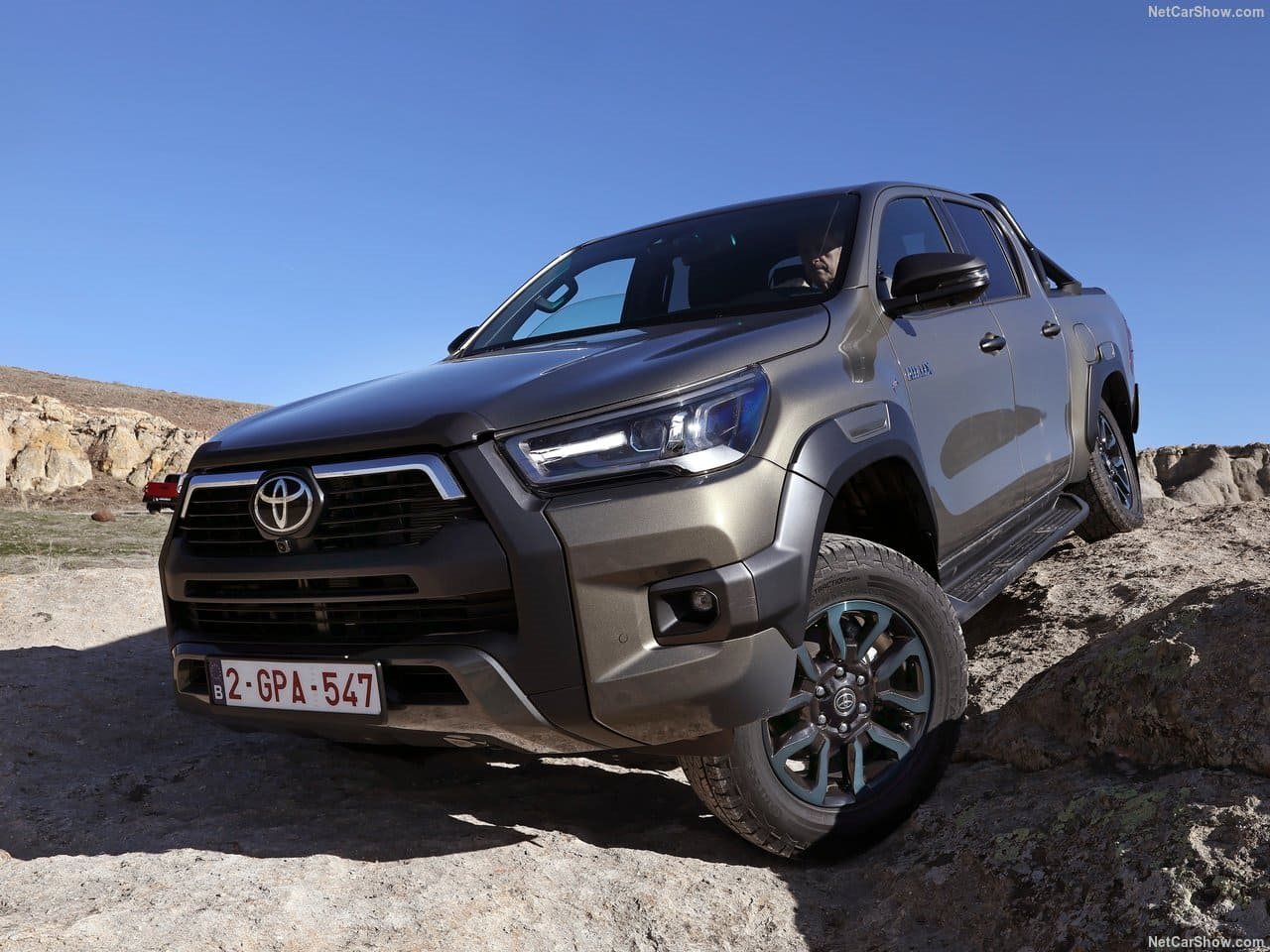 TOYOTA HILUX HYBRID 48V, foto 1