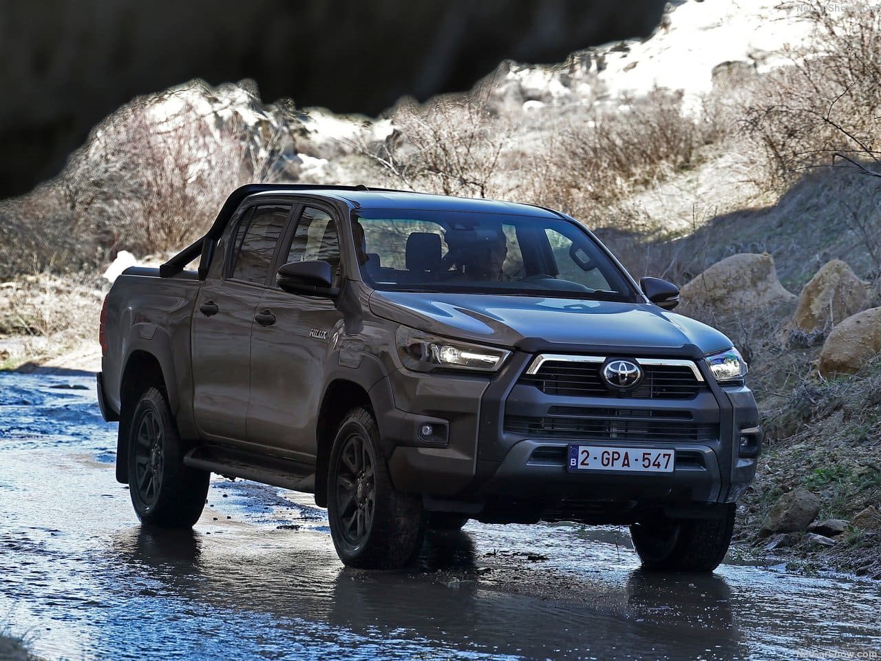 TOYOTA HILUX HYBRID 48V, foto 12