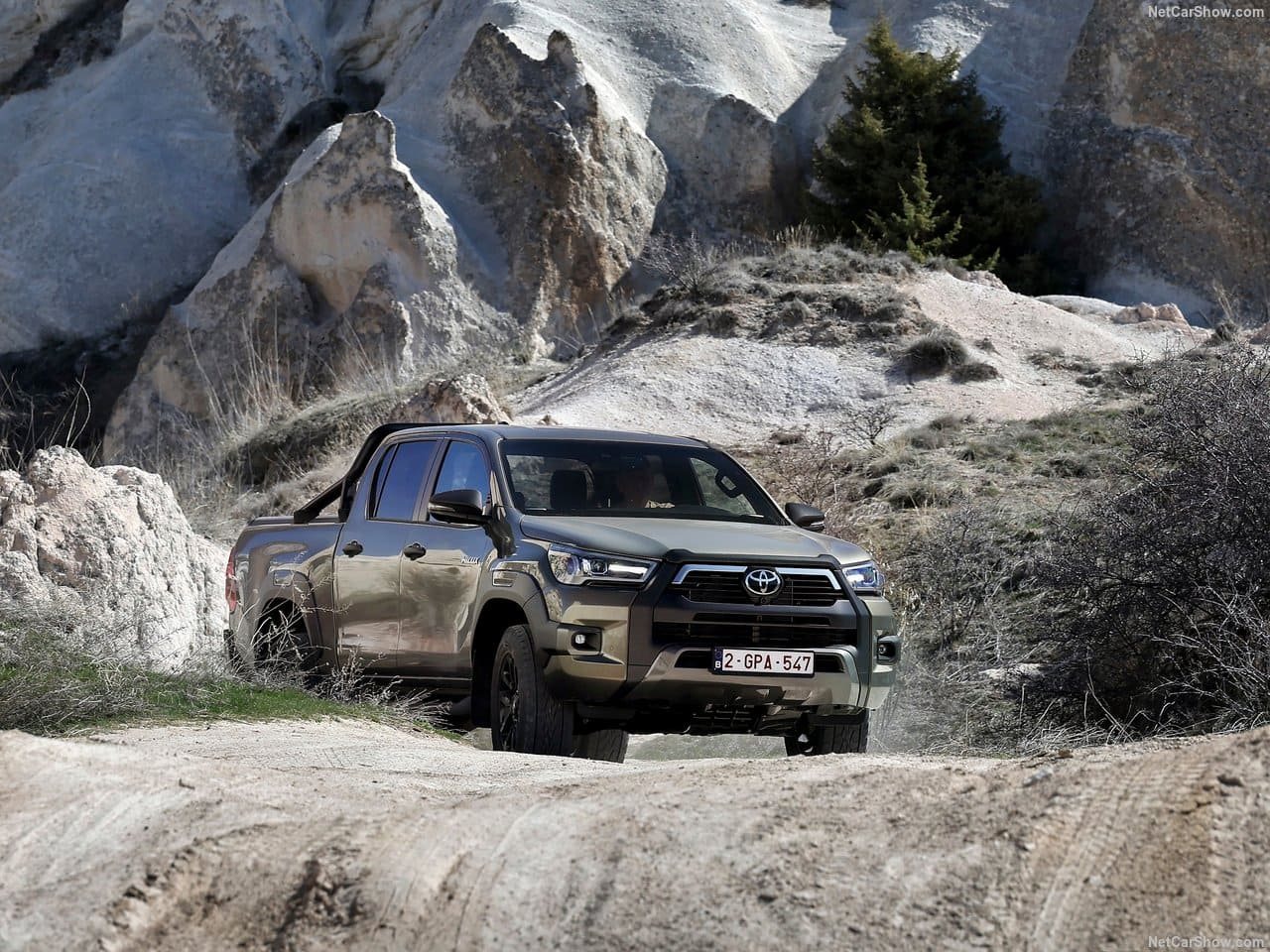TOYOTA HILUX HYBRID 48V, foto 17