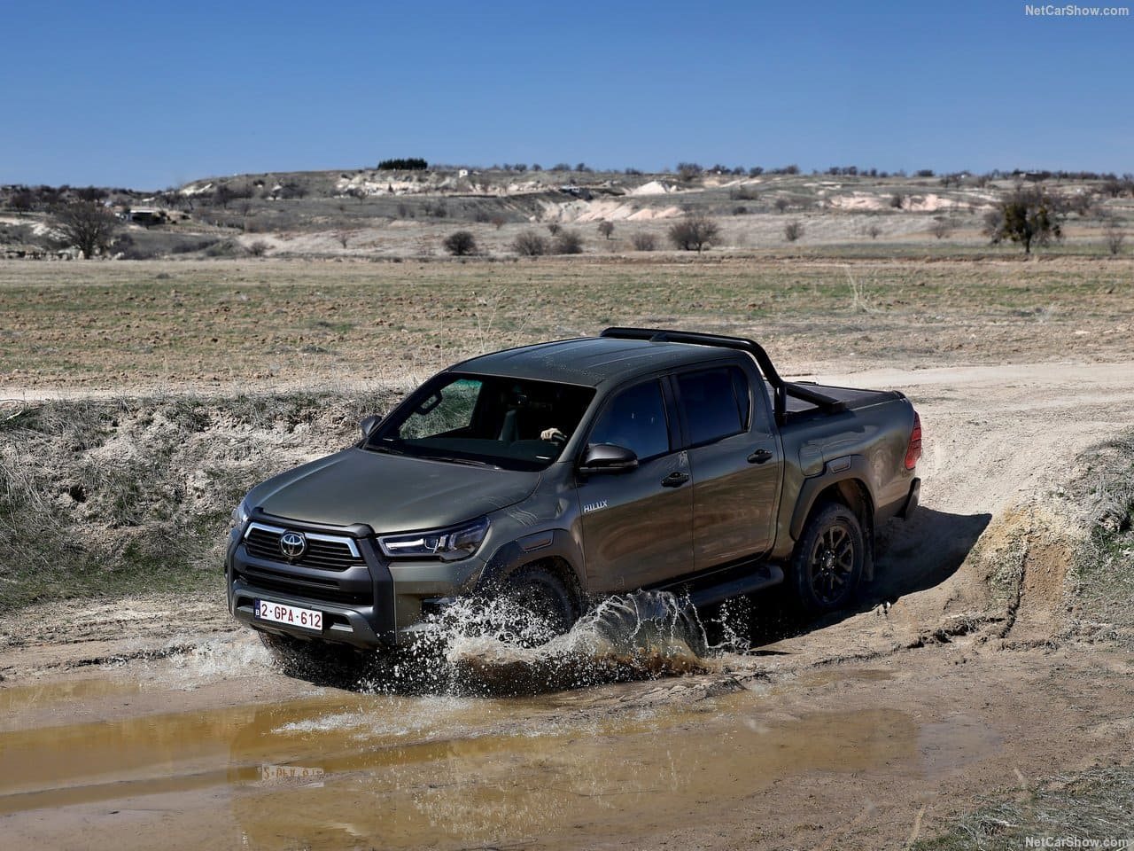 TOYOTA HILUX HYBRID 48V, foto 32