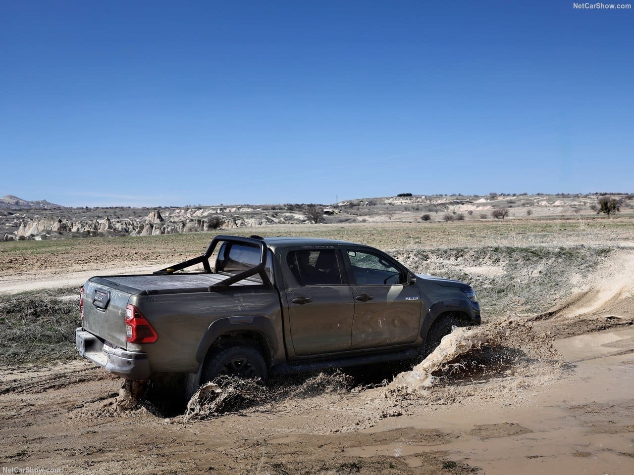 TOYOTA HILUX HYBRID 48V, foto 45