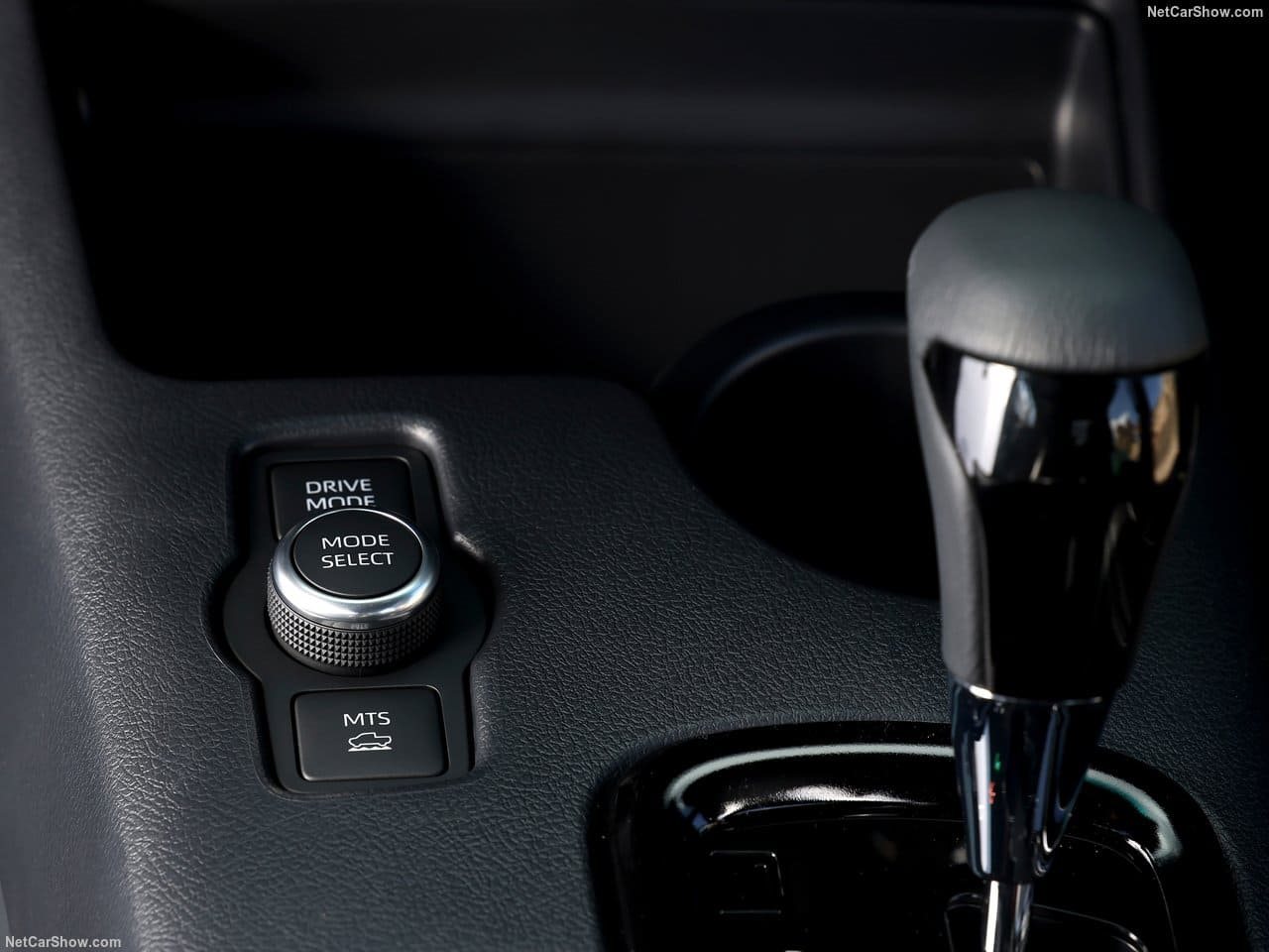 TOYOTA HILUX HYBRID 48V, foto 59