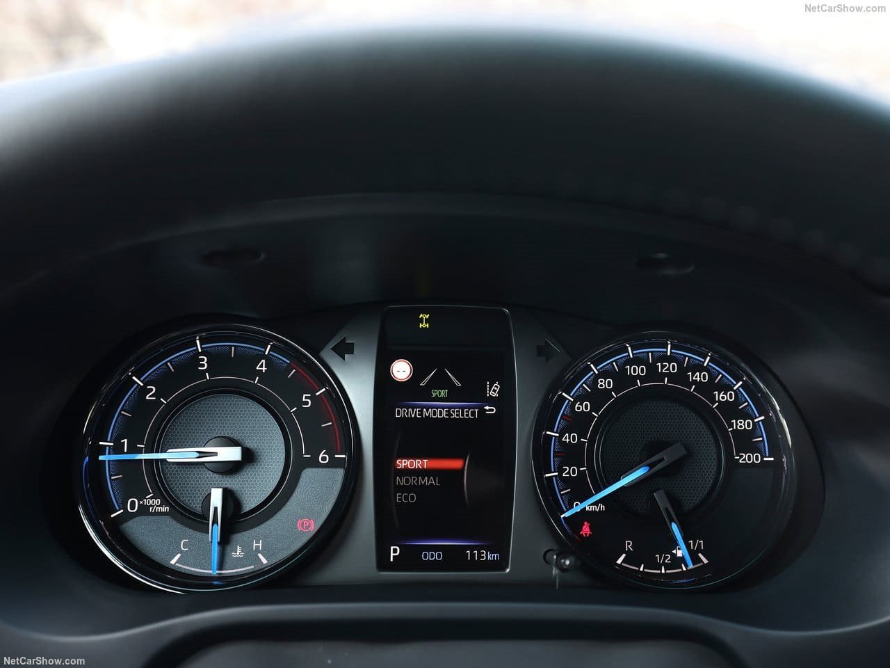 TOYOTA HILUX HYBRID 48V, foto 71