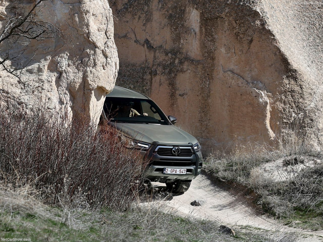 TOYOTA HILUX HYBRID 48V, foto 78