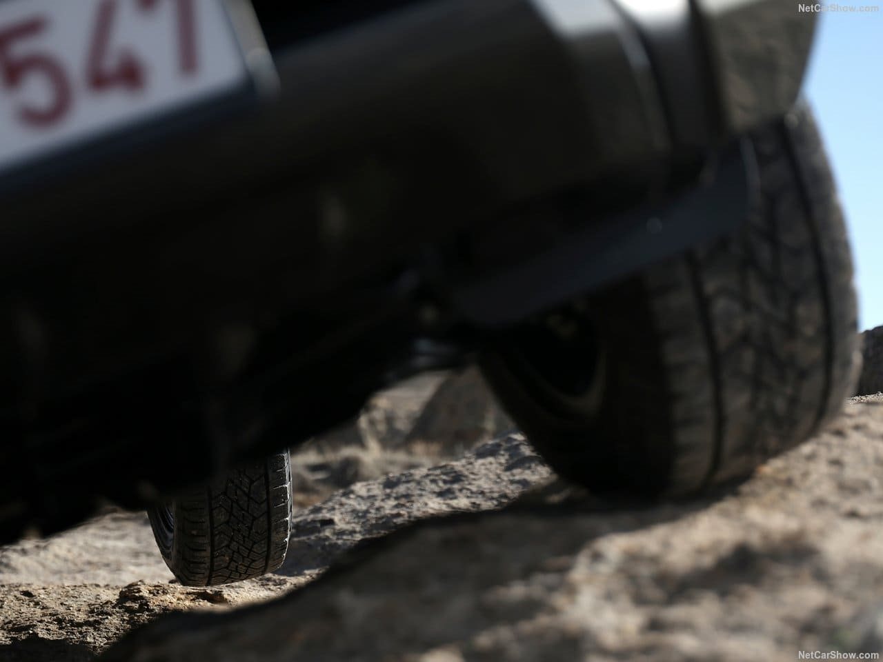 TOYOTA HILUX HYBRID 48V, foto 81