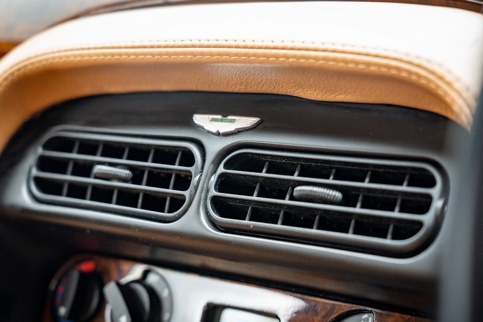 1995 - ASTON MARTIN DB7 COUPE EX ELTON JOHN, foto 57