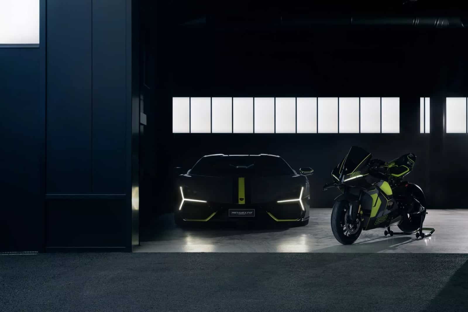 2025 - DUCATI PANIGALE V4 LAMBORGHINI, foto 6