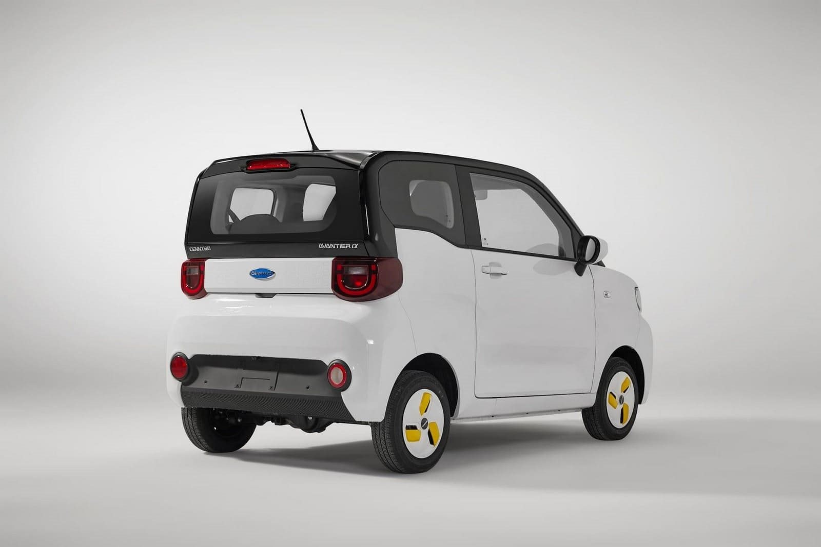 2025 - INVICTA AVANTIER C, foto 3
