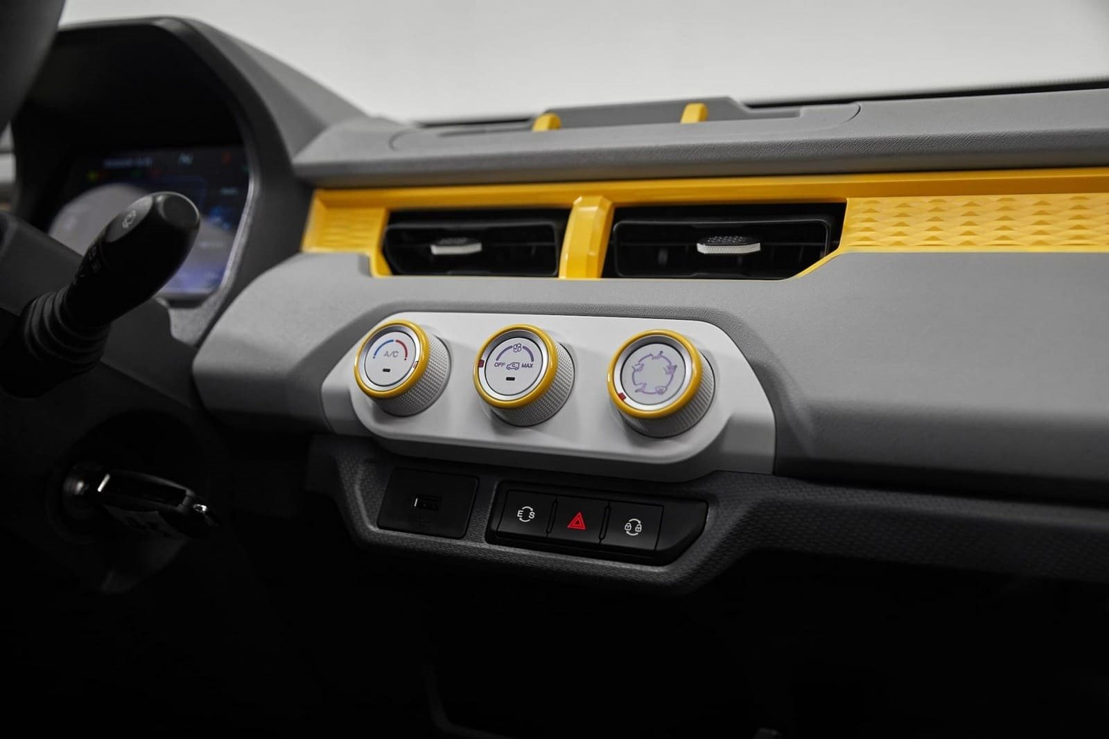 2025 - INVICTA AVANTIER C, foto 18