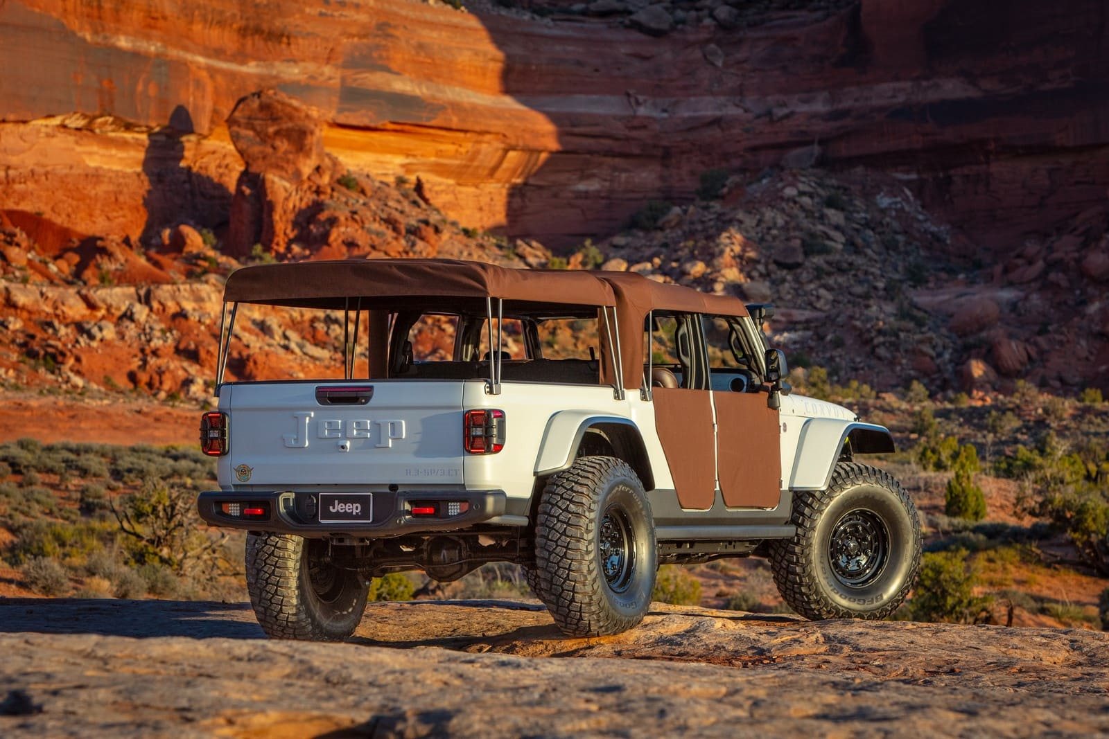 2025 - JEEP CONVOY CONCEPT, foto 4