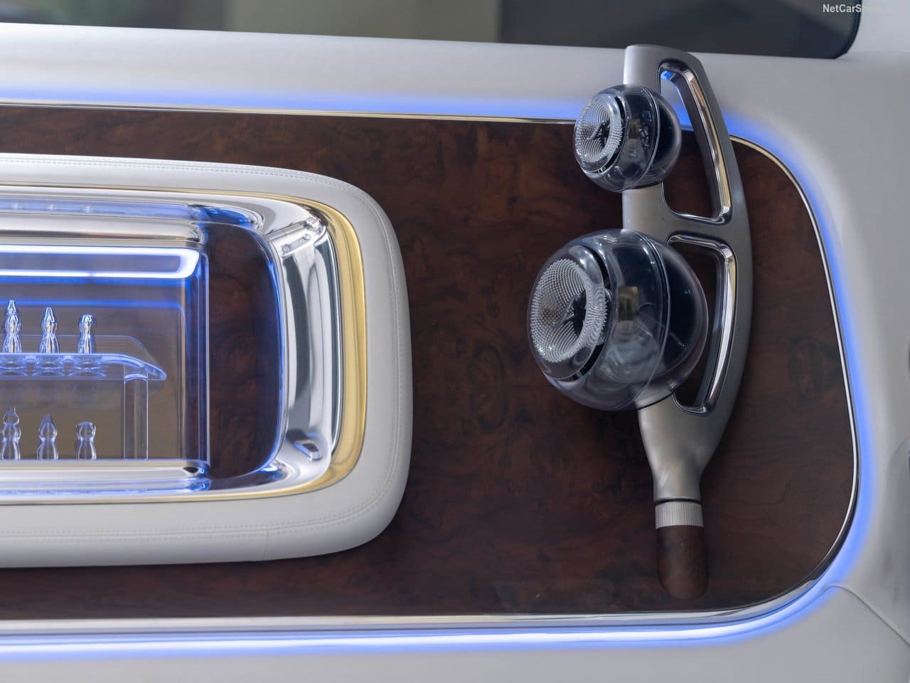 2025 - MERCEDES-BENZ VISION V CONCEPT, foto 101