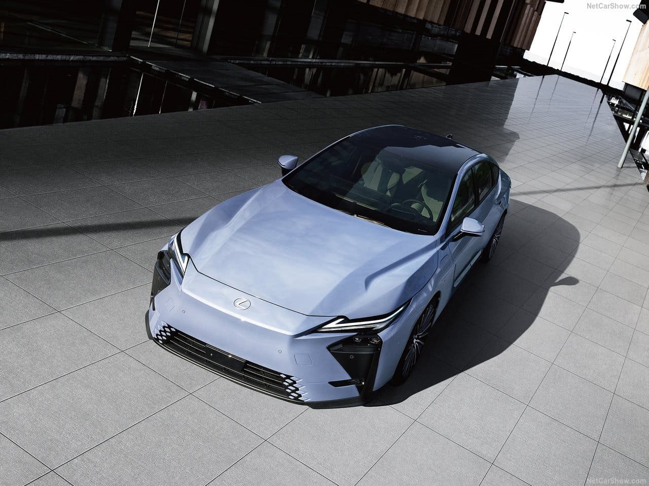 LEXUS ES, foto 1