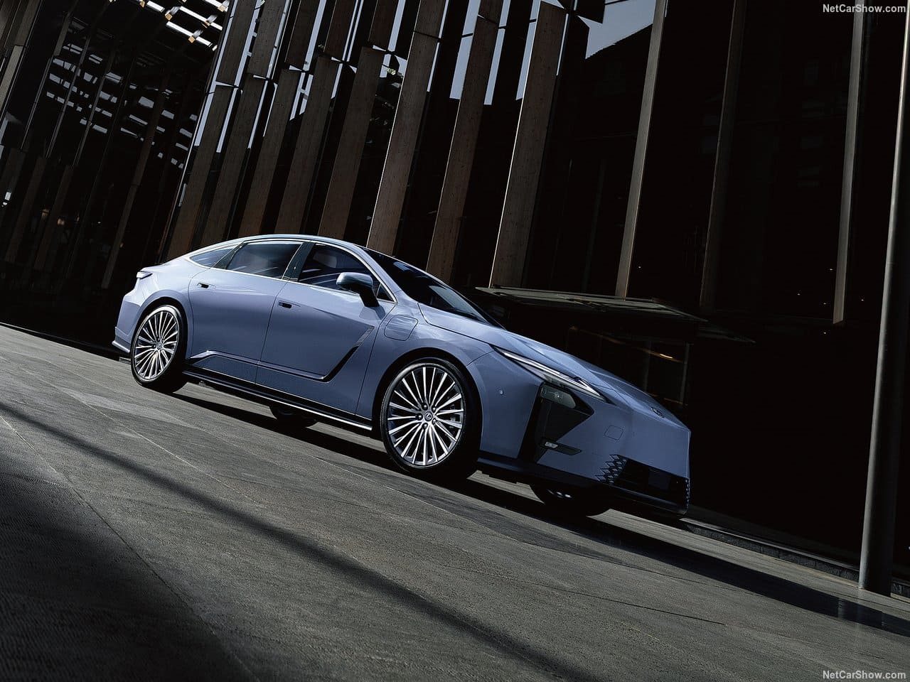LEXUS ES, foto 2