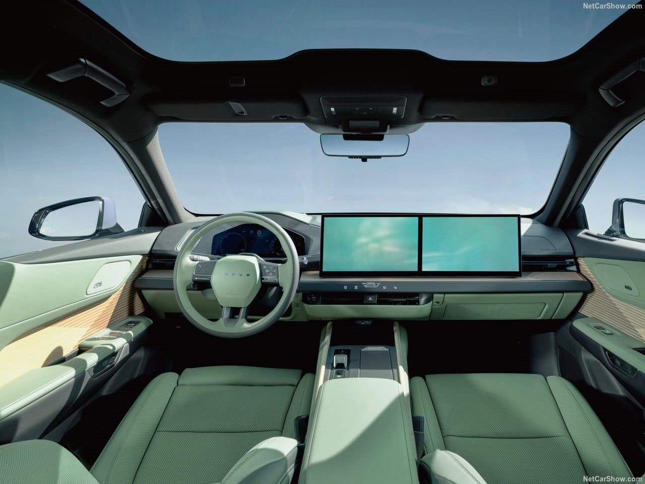 LEXUS ES, foto 10