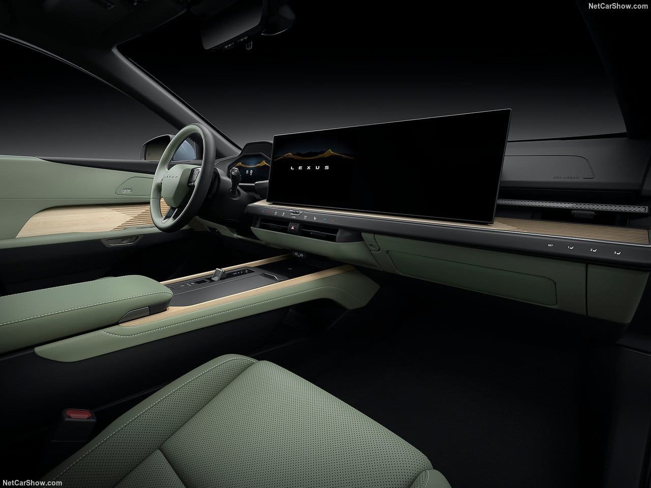 LEXUS ES, foto 21