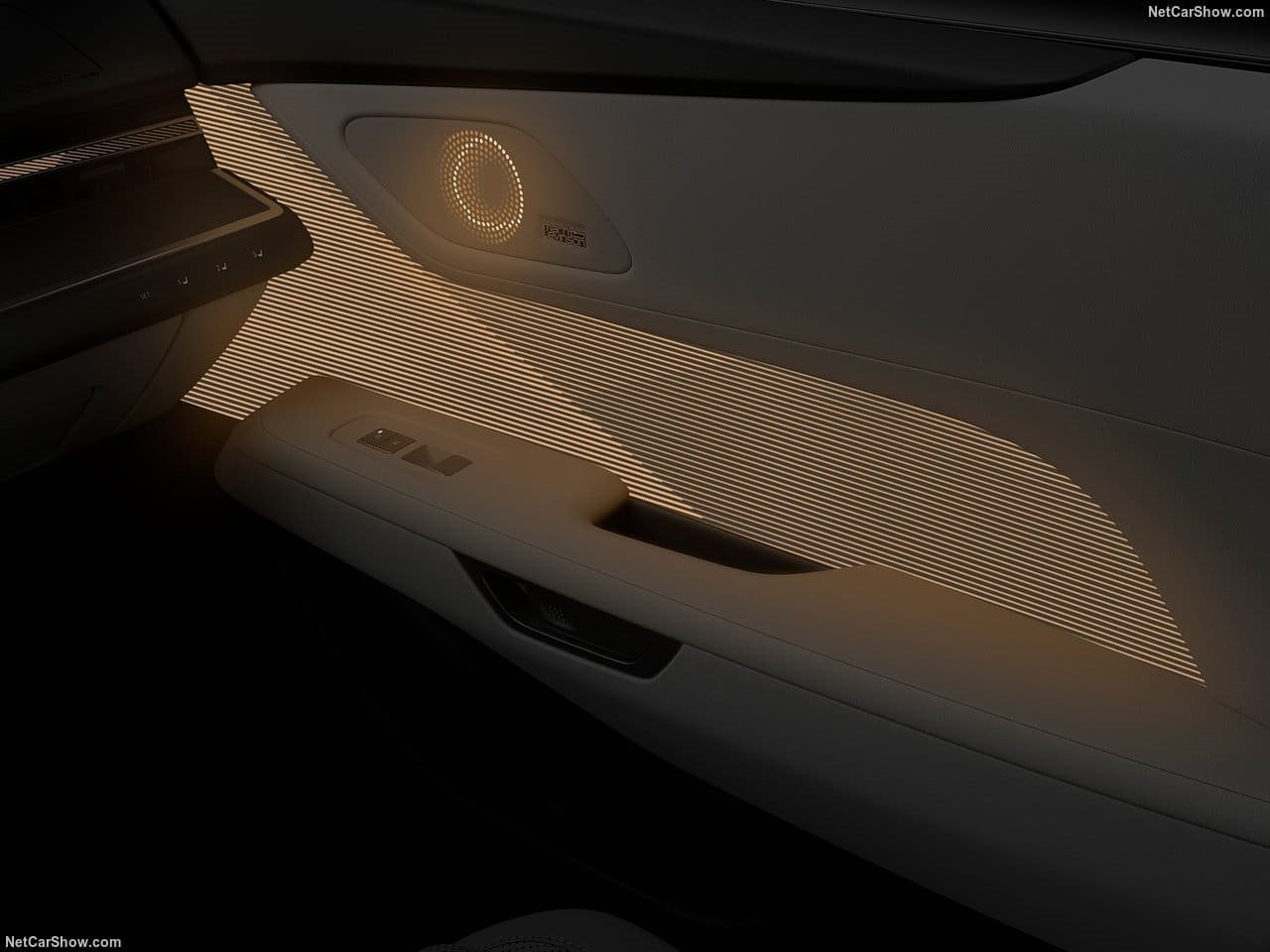 LEXUS ES, foto 27