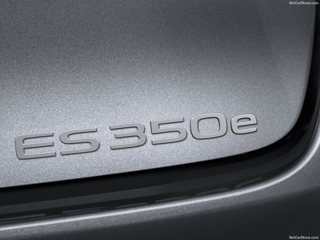 LEXUS ES, foto 38