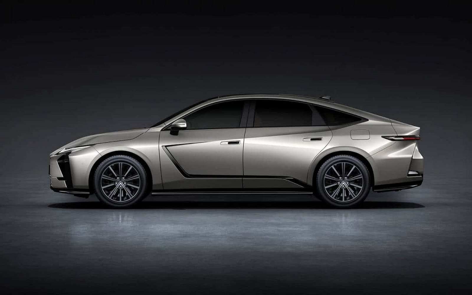 LEXUS ES, foto 68