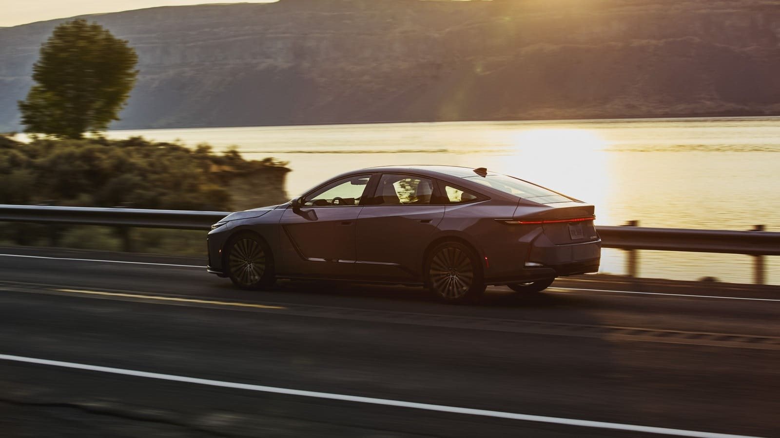 LEXUS ES, foto 83