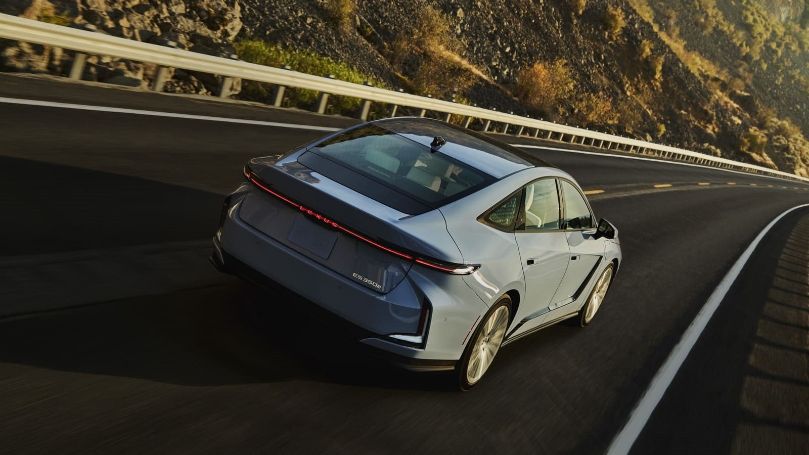 LEXUS ES, foto 88