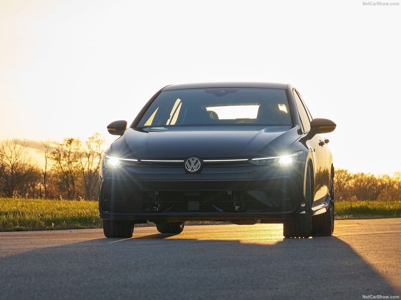 2025 - VOLKSWAGEN GOLF R BLACK EDITION, foto 10