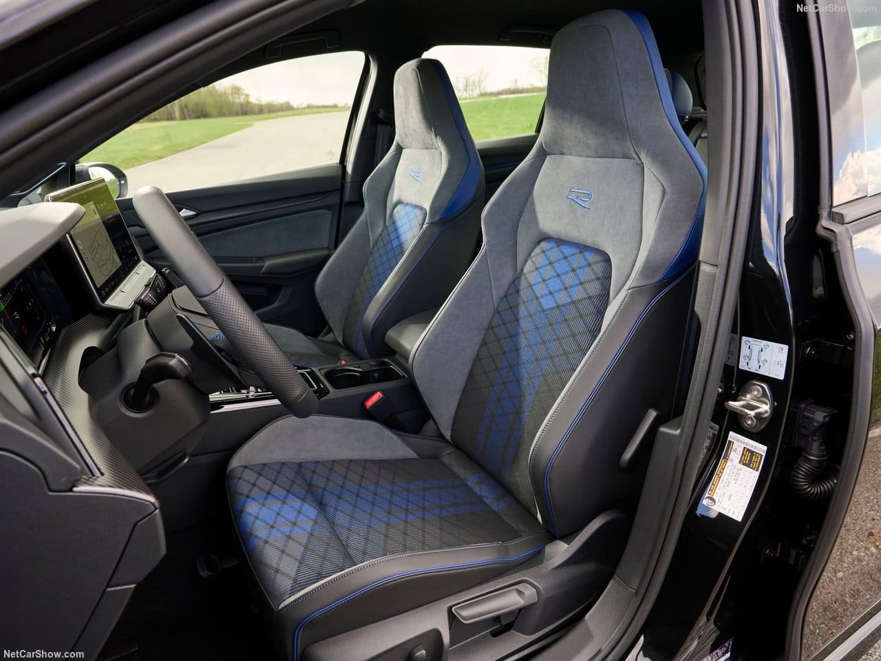 2025 - VOLKSWAGEN GOLF R BLACK EDITION, foto 53