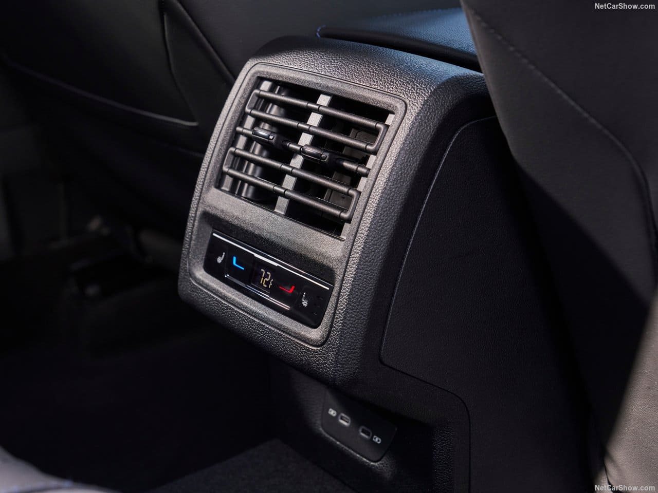 2025 - VOLKSWAGEN GOLF R BLACK EDITION, foto 76