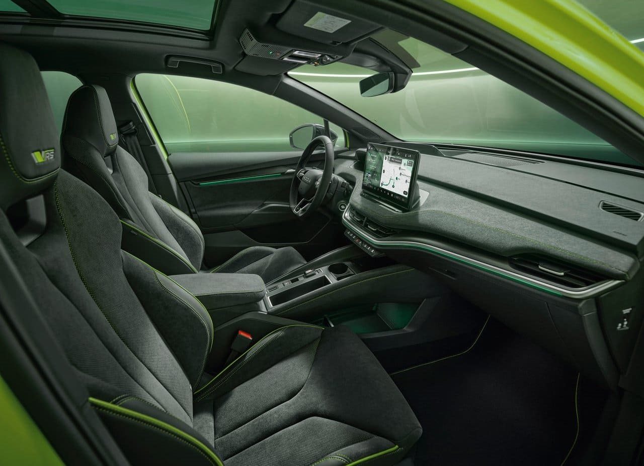SKODA ENYAQ RS, foto 8