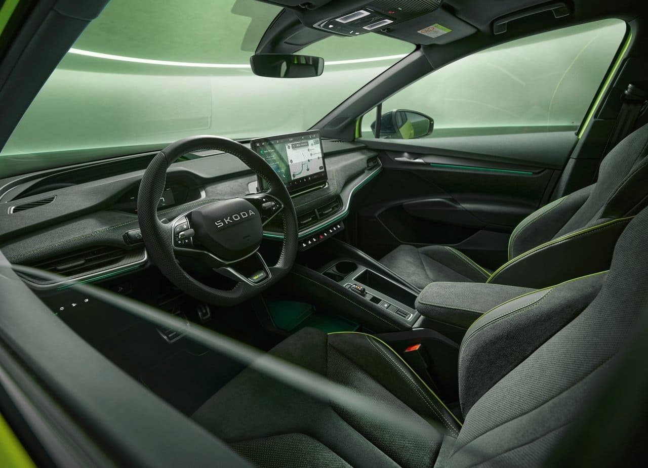 SKODA ENYAQ RS, foto 9