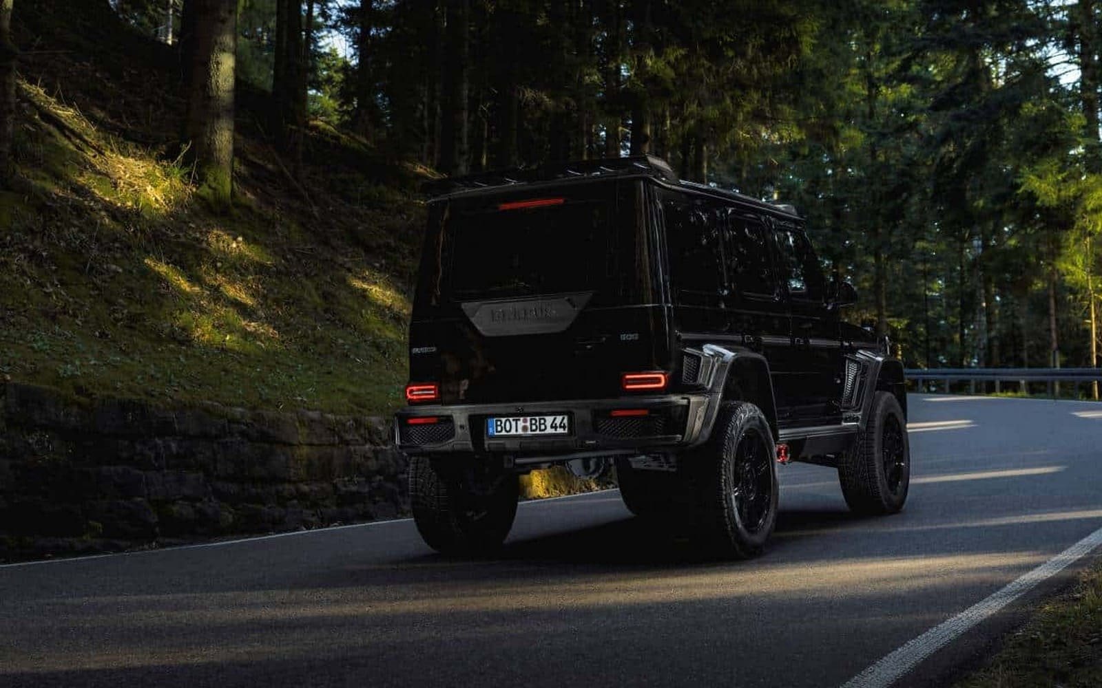 2025 - MERCEDES-AMG G 63 BRABUS XL 800, foto 2