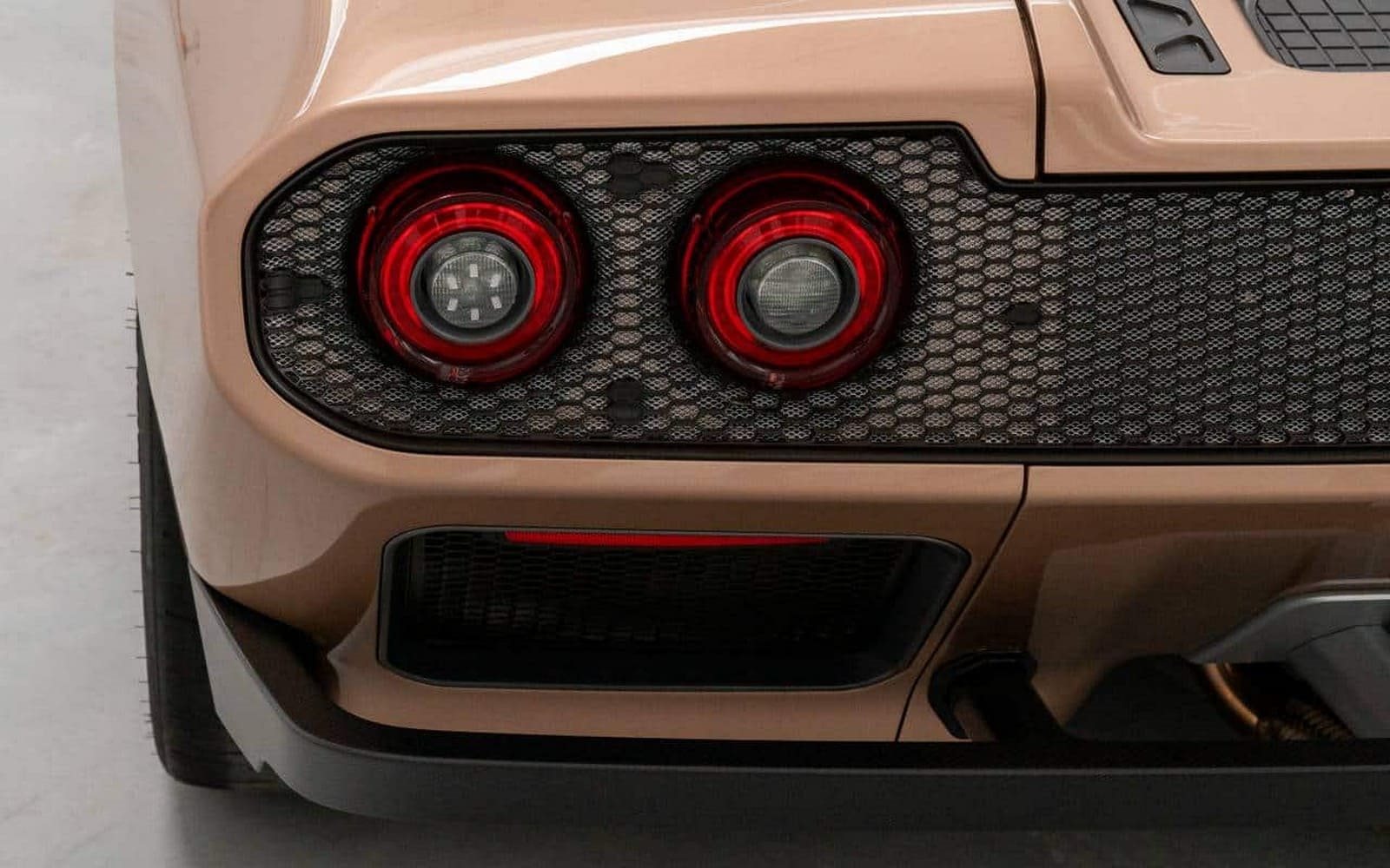2025 - ECCENTRICA V12 ‘ROSE PHOENIX’, foto 20