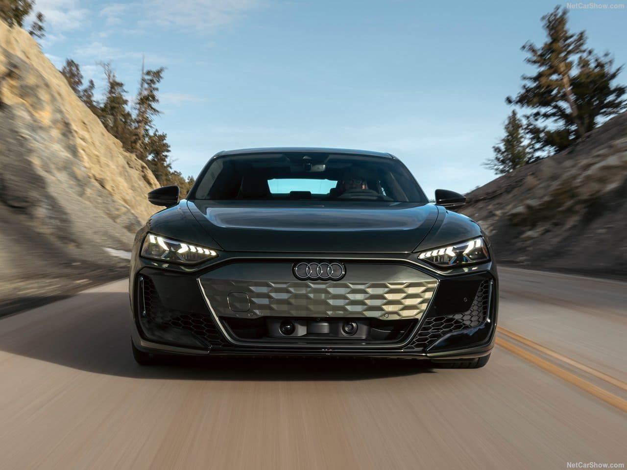 2025 - AUDI RS E-TRON GT PERFORMANCE US VERSION, foto 63