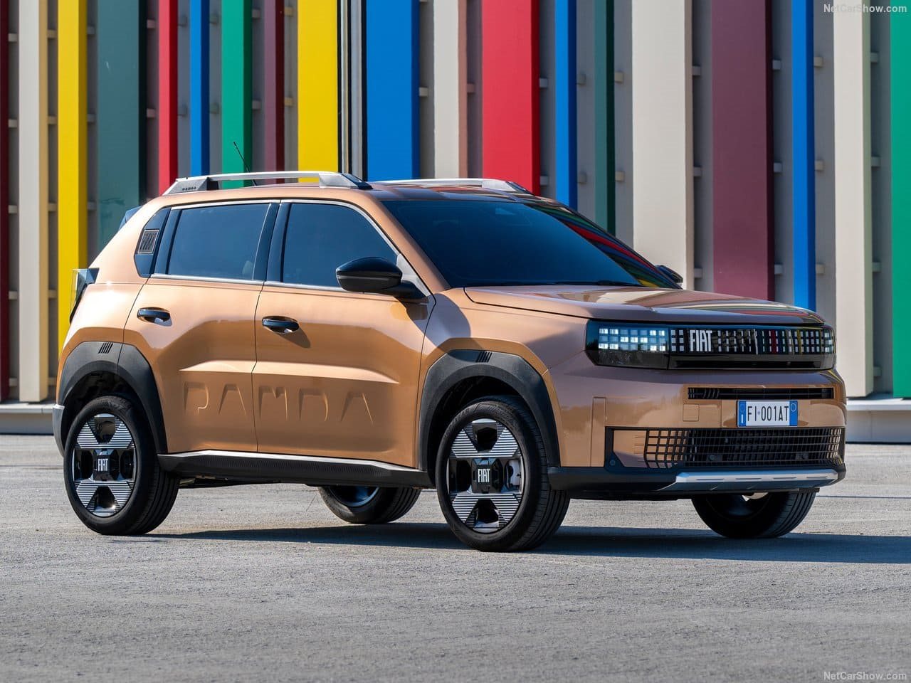 FIAT GRANDE PANDA HYBRID, foto 2