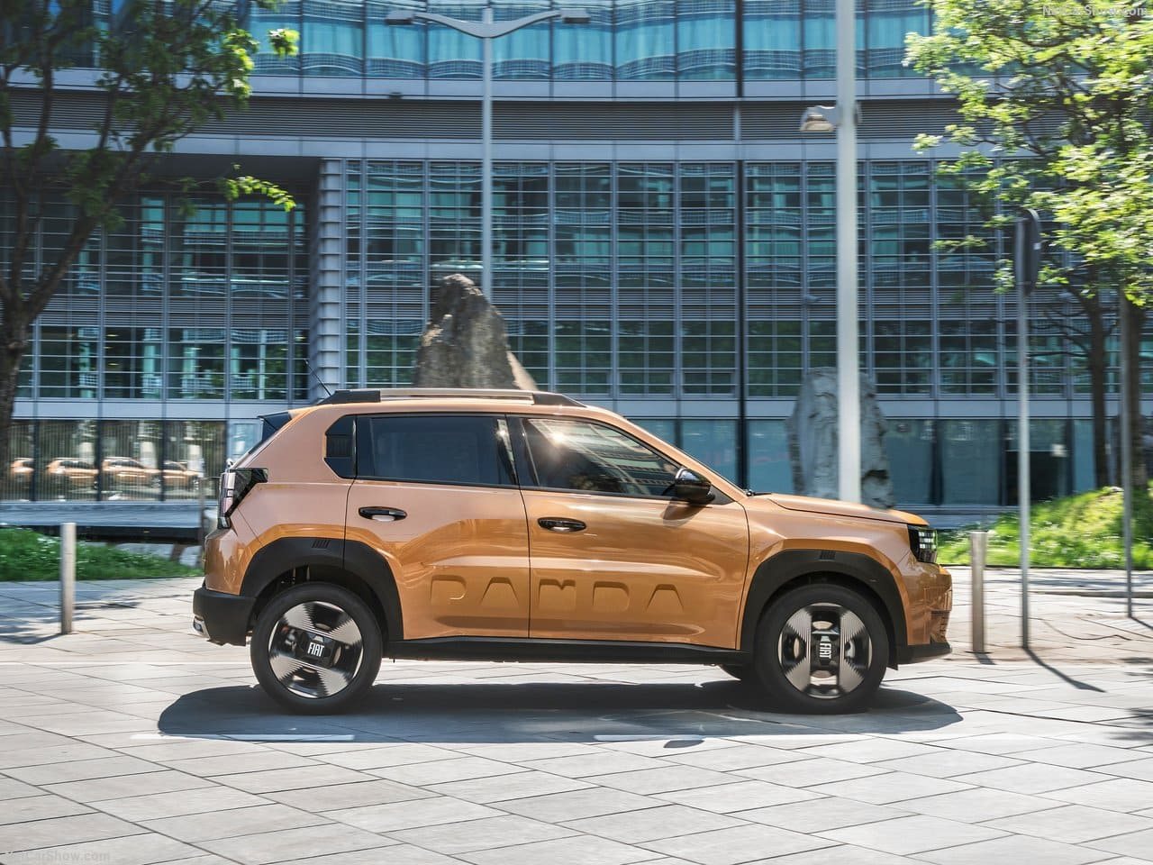 FIAT GRANDE PANDA HYBRID, foto 48