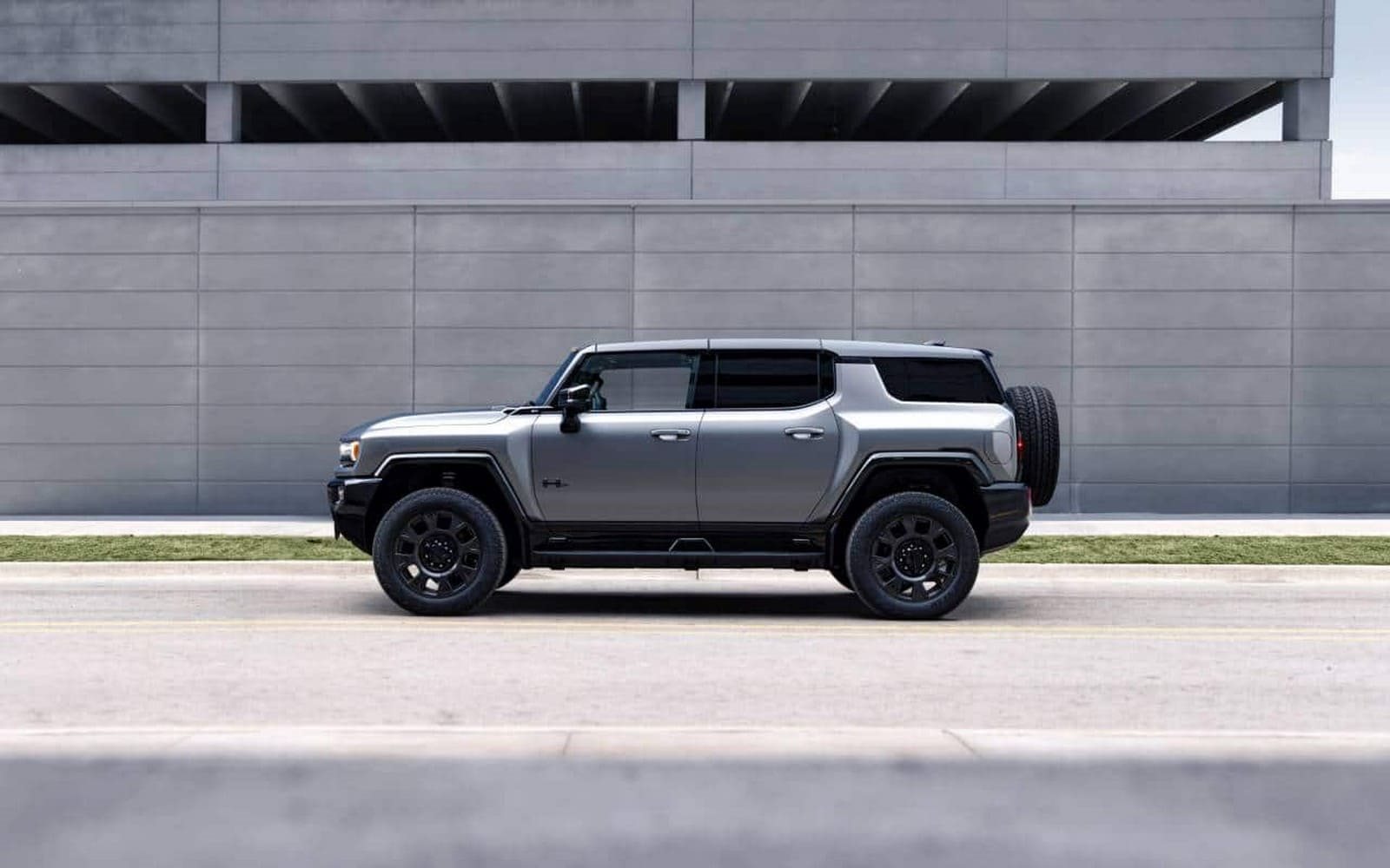GMC HUMMER EV, foto 2