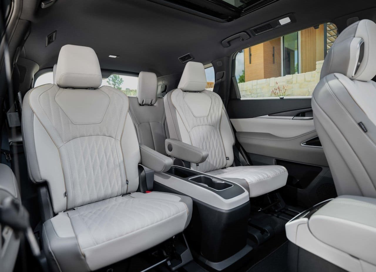 2026 - INFINITI QX60, foto 28