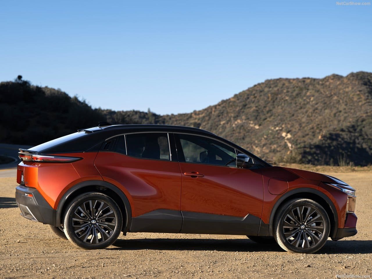 2026 - TOYOTA C-HR BEV US VERSION, foto 36