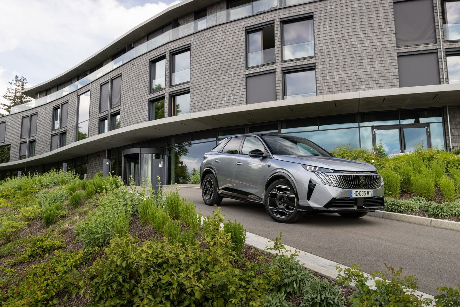 2025 - PEUGEOT E-3008 DUAL MOTOR ARTENSE GREY, foto 5