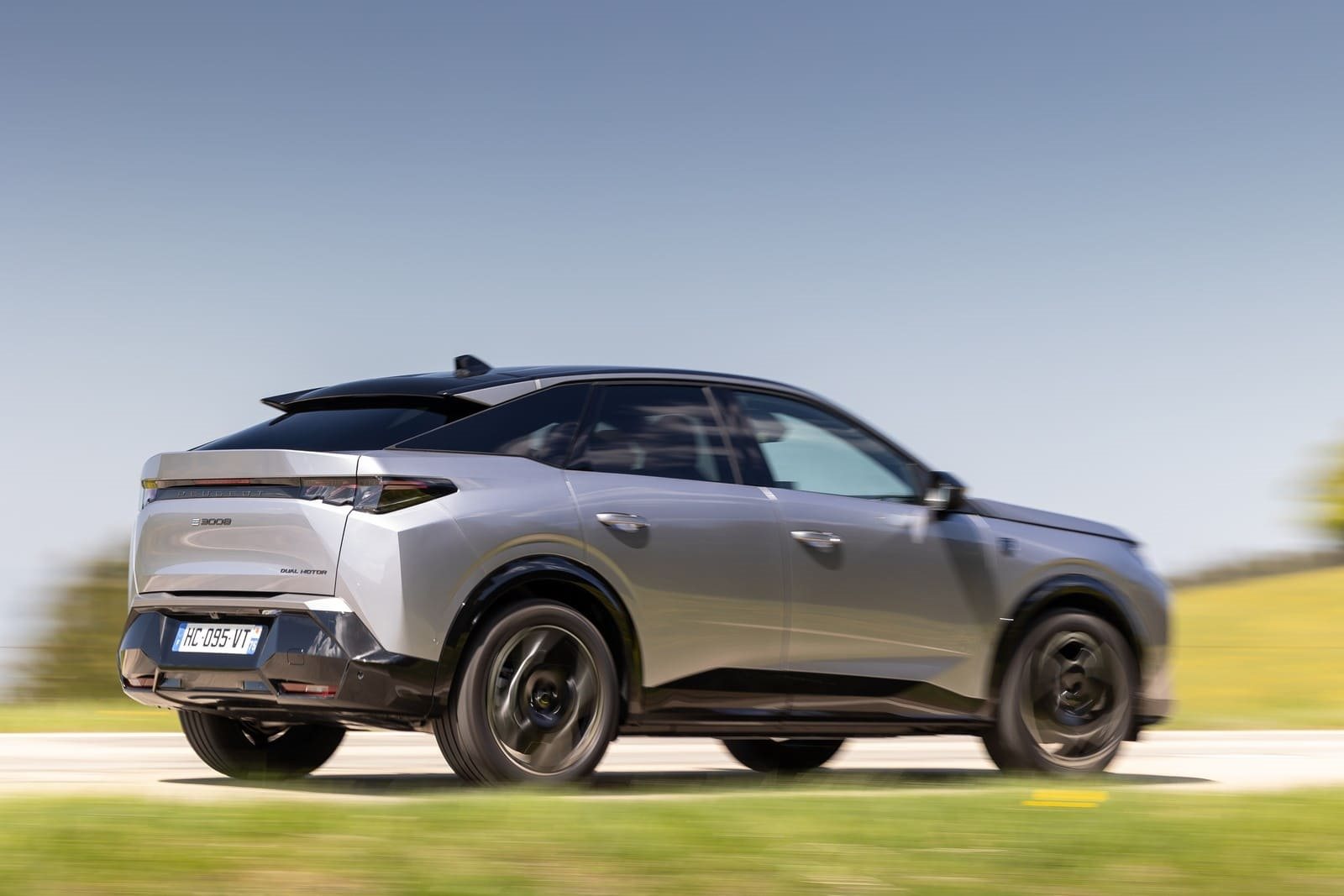 2025 - PEUGEOT E-3008 DUAL MOTOR ARTENSE GREY, foto 18