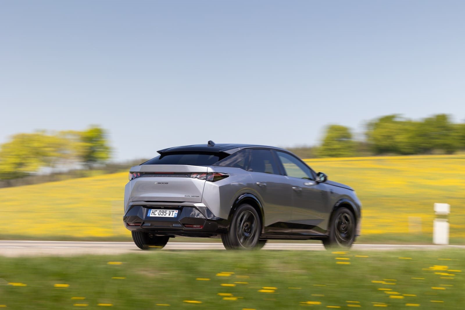 2025 - PEUGEOT E-3008 DUAL MOTOR ARTENSE GREY, foto 19