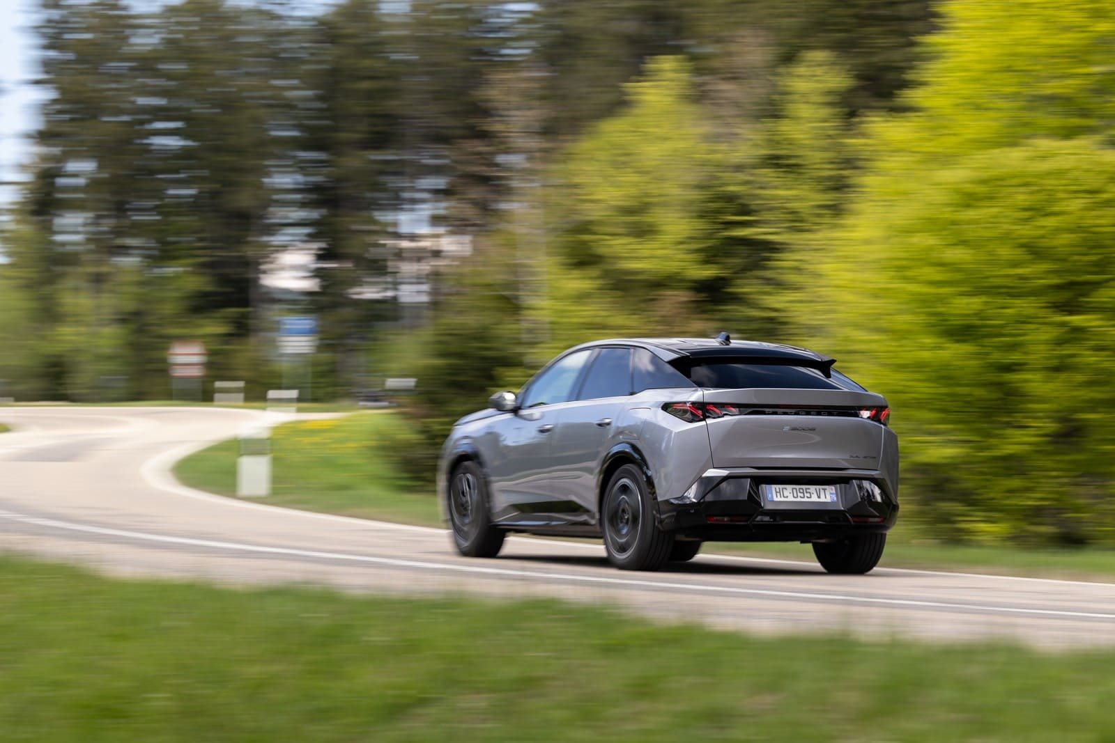 2025 - PEUGEOT E-3008 DUAL MOTOR ARTENSE GREY, foto 26