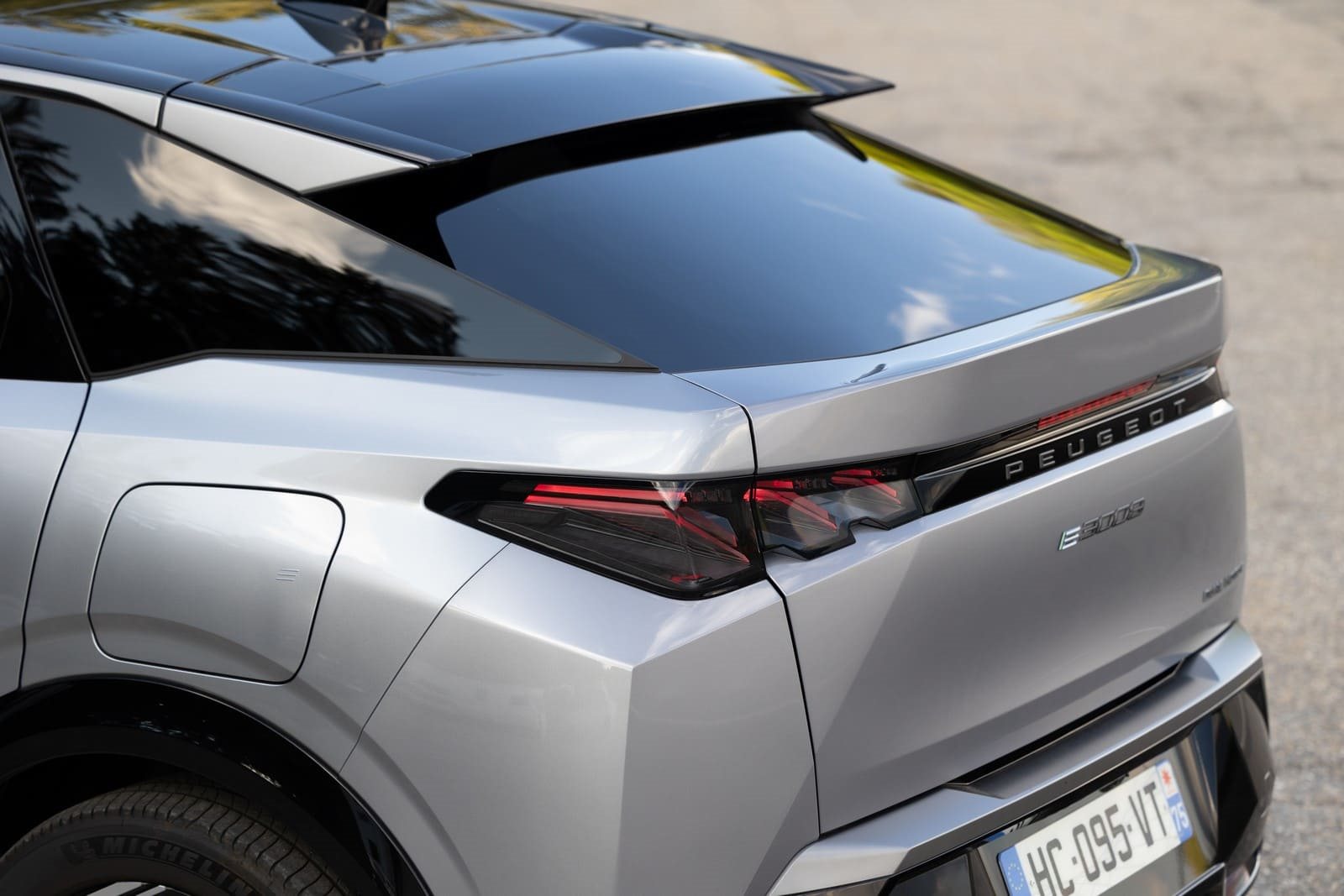 2025 - PEUGEOT E-3008 DUAL MOTOR ARTENSE GREY, foto 35