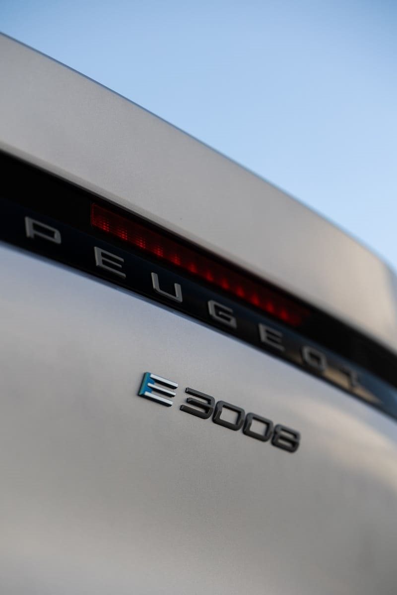 2025 - PEUGEOT E-3008 DUAL MOTOR ARTENSE GREY, foto 36