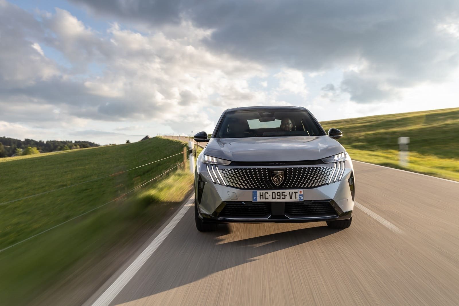2025 - PEUGEOT E-3008 DUAL MOTOR ARTENSE GREY, foto 49