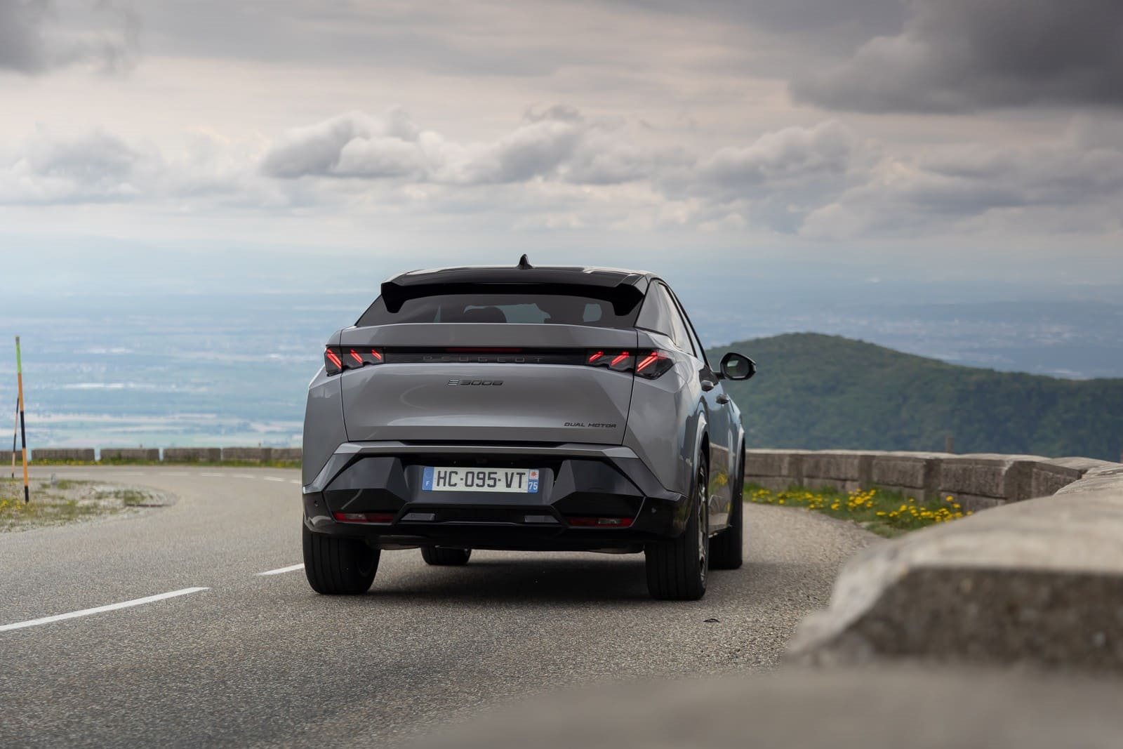 2025 - PEUGEOT E-3008 DUAL MOTOR ARTENSE GREY, foto 75